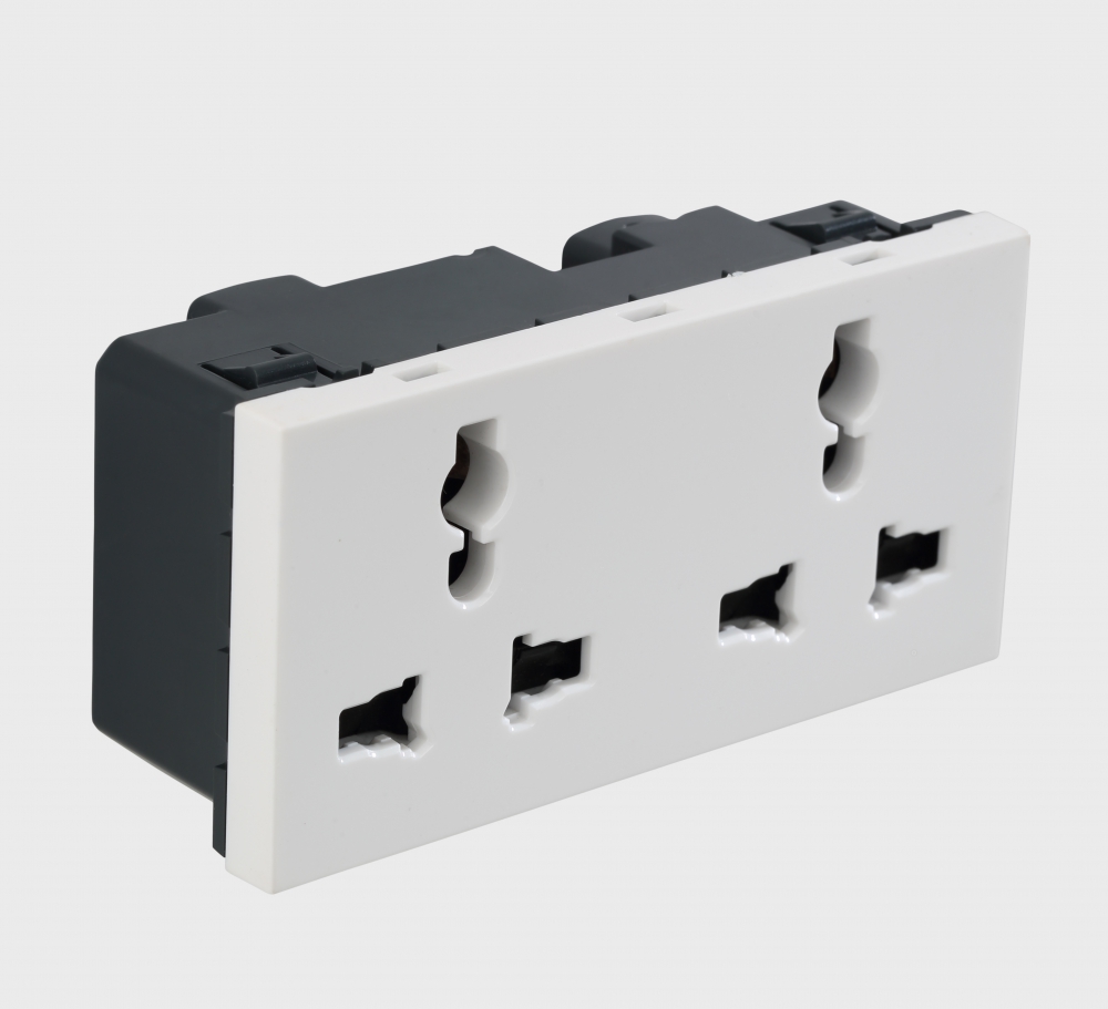 Arteor - Double socket 4 modules 90 x 45 mm(White)