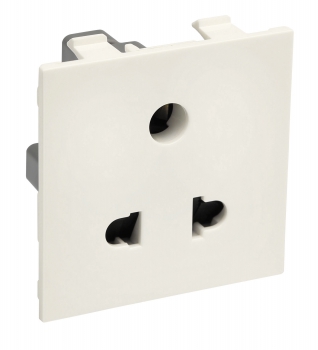 3 pin Universal Socket  - 6A |  Britzy Switches
