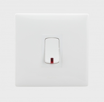 Mylinc 16 A One-Way SP Switch with Indicator (16 A - *230 VA) - Legrand