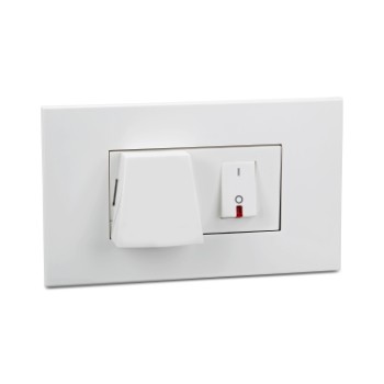 Arteor - 32 A, AC and Geyser, with cable output(White)